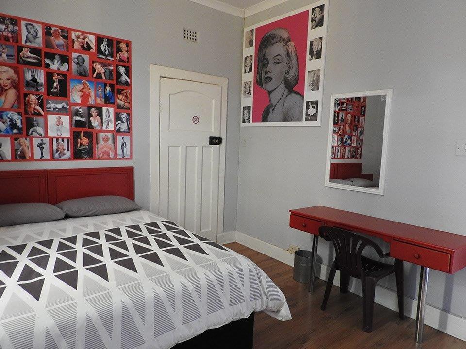 Phoenix Hotel (Adults Only) Порт Елизабет Екстериор снимка